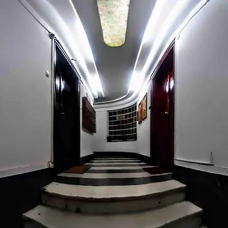 Center * Βελιγράδι